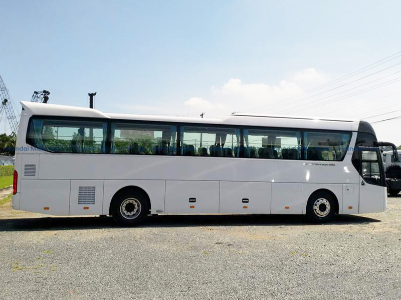 Cho thuê xe Hyundai Universe 45 chỗ