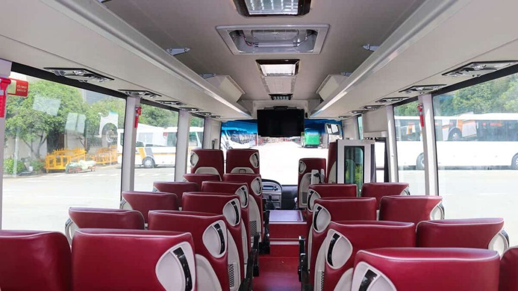 cho thuê xe 35 chỗ Isuzu Samco
