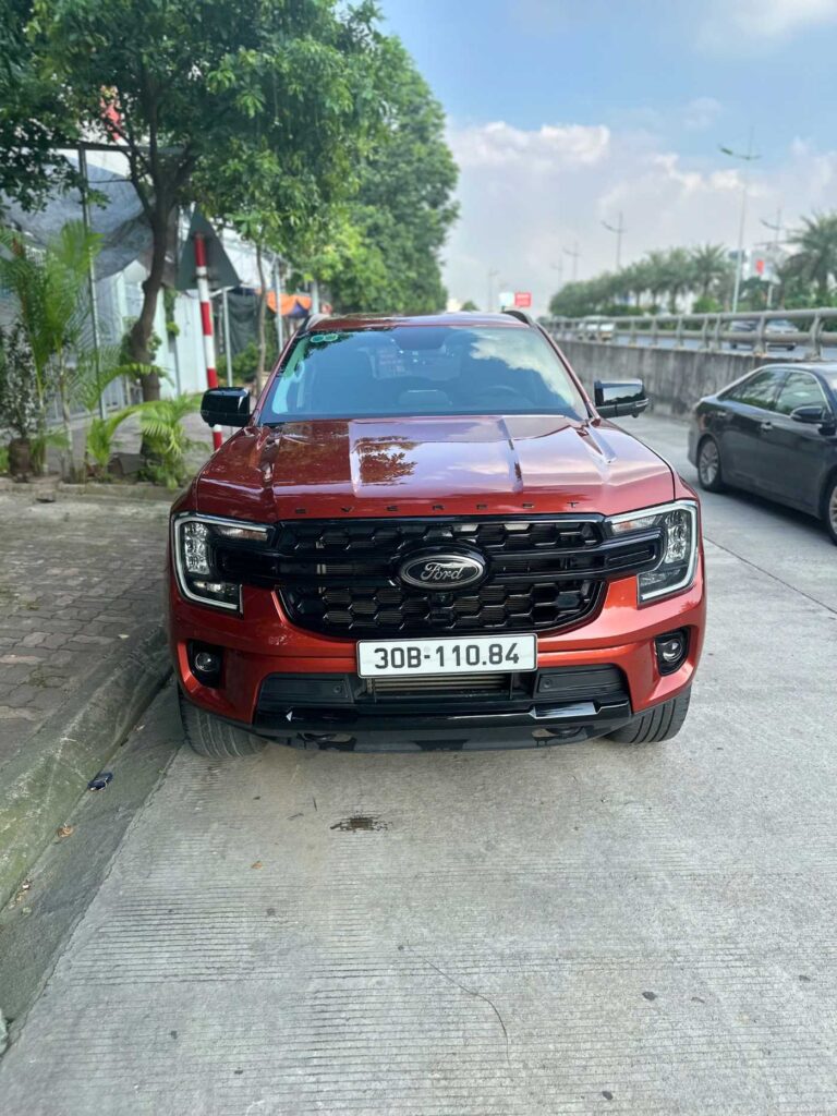 Cho thuê xe 7 chỗ Ford Everest