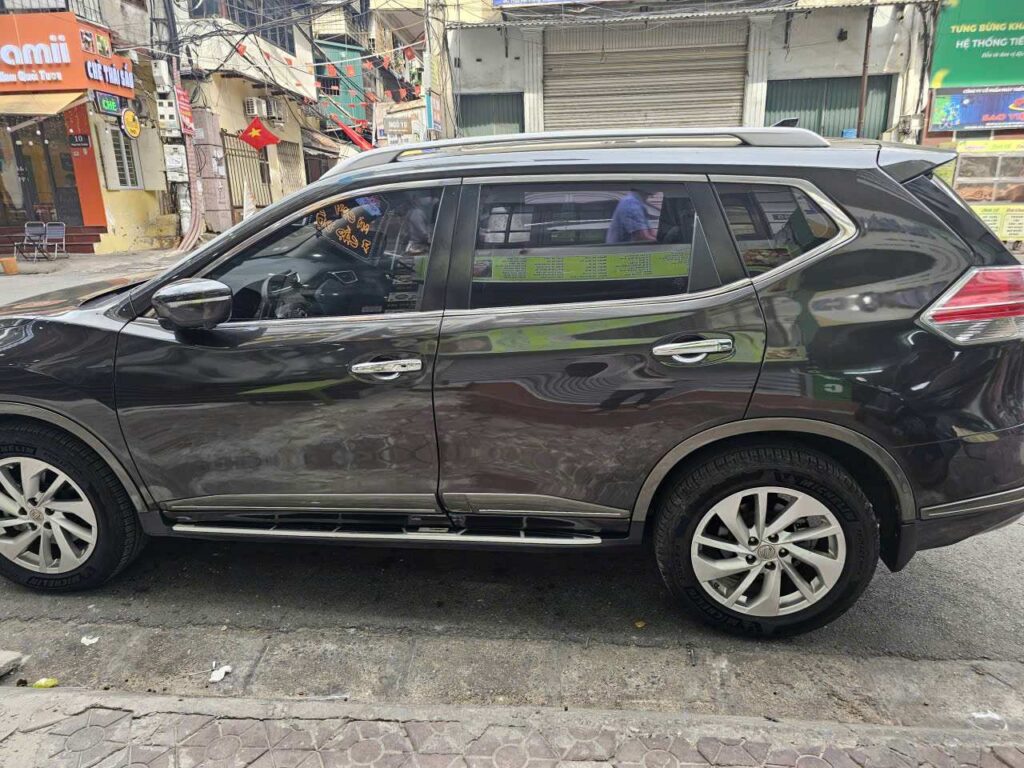 Thuê xe 7 chỗ tại Cầu Giấy